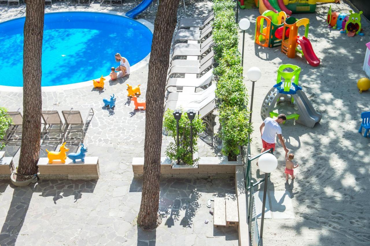 Meridiana Family & Nature Hotel Marina Romea Dış mekan fotoğraf