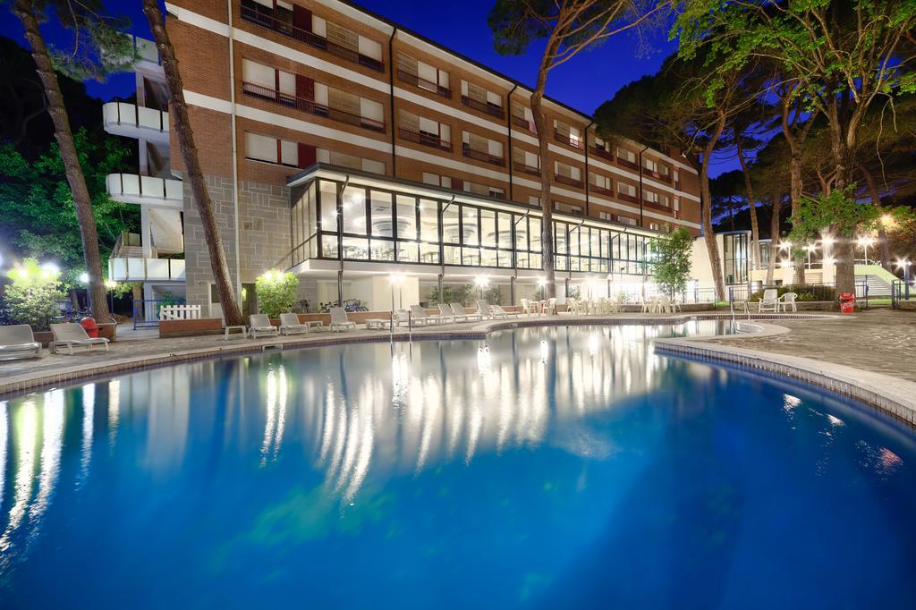 Meridiana Family & Nature Hotel Marina Romea Dış mekan fotoğraf